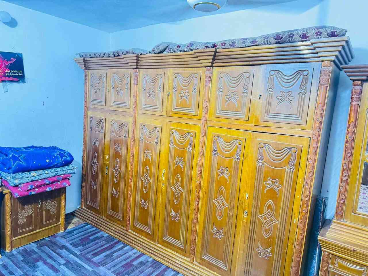 سلام عليكم غرفه اخشاب للبيع الاتصال الرقم الاستتفسار  ع الرقم *********** السعر 950
