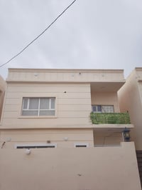 مجمع القريه الإنكليزيه • ٢٠٠م • ٤غرف