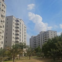 شقه مؤثثه للإيجار السنوي مجمع اليمامه السكني في حي العدل ٣ غرف نوم من ...