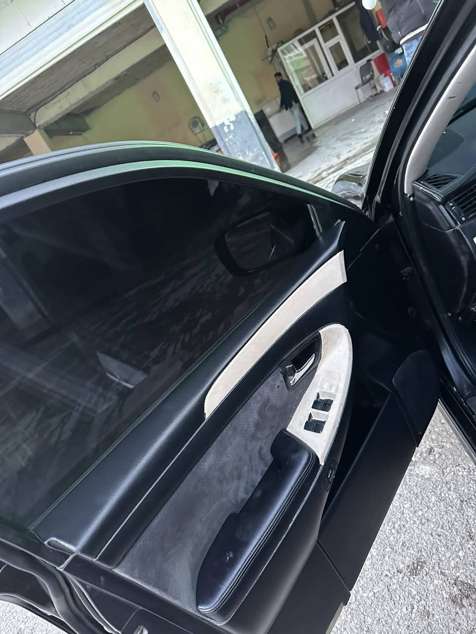 ساهینە بڕاوە سلایت 180 پاکەتی
بڕاوەی لۆک ١٨٠
مەکینە بچوک کەم بەنزین خۆر 
سلایت
٣ دوگمە
بیلاد سپۆرت
ئاوینە شفت
کارەبا
کوشنی کارەبا
لایت ناوچەی کویر
تەبرید ساردو گەرمی بەسراوە
برێکی بەسراوە
رۆنی گیرو مەکینەی کامل گۆراوە
مەسجموعە لیگزز وەک ئاو وایە سوکانی زۆر خۆشە
جامی پێشو دوای هەلگیراوە
کامل ئەمام کراوە کامال مەسروف کراوە بۆ ١ هەزار مەسروف مەگەری
سەیارەکە لۆکەو پاکەتیە 
ژم:***********
نرخ:53گەلاو مەجال
