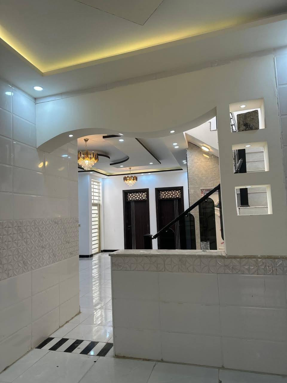 بيع مستعجل بيع مستعجل بيت مرتب كل هاي والسعر 55مليون *********** الرقم واتس او انتصال

بيت مساحه 150م #طابو_زراعي سند 25

#قريب_شارع_لحولي 

(عنوان مكتب الكرار) 

(  عمود 282 شارع الصب مقابل ملحق                               

بيت جاهز مفتاح 🔑 

أساس وسقف صب مركزي 

منطقه كامله السكن #شوارع_تبليط 

غرفتين نوم وصاله ومطبخ واستقبال حمامات داخليه وخارجيه وكراج 

#مدارس // ماء//. كهرباء//. تبليط  /. خط مولد ذهبي 

وتساب***********

ملاحظه// توجد لدينا كل المساحات من دور او قطع النجف, العراق
