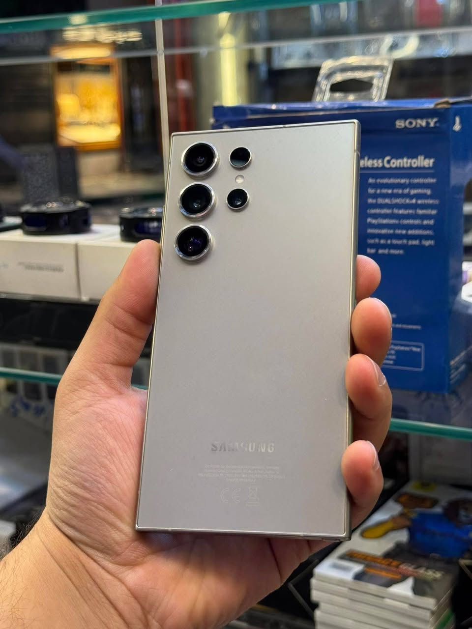 S24 الترا
جهاز جديد بمعنى الكلمه 
شرق أوسط عربي خطين 
ذاكره 256 
السعر (٨٥٠)
مكاني ناصريه مركز الشراي يتفضل خاص *********** +واتساب
