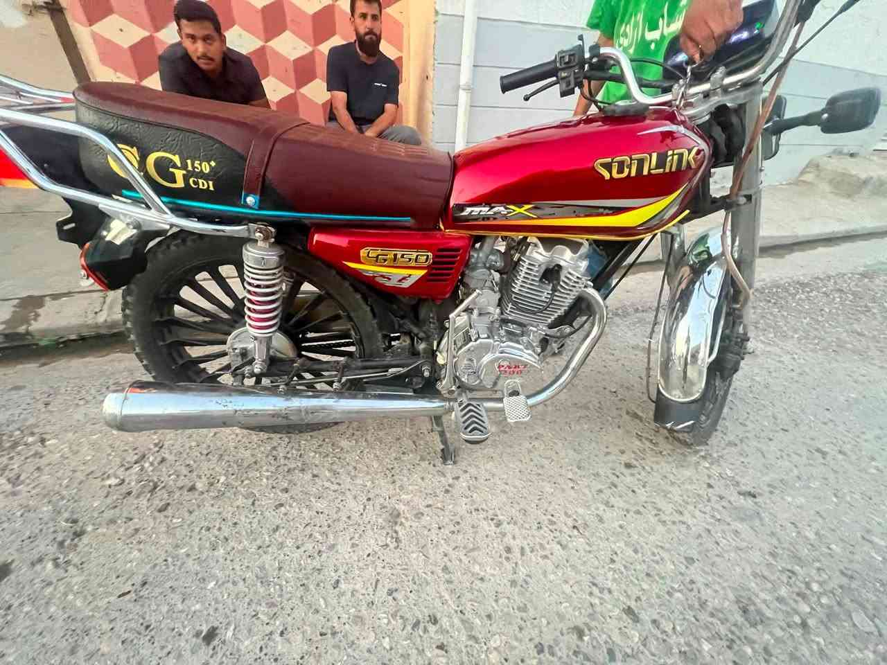 ماطور للبيع
موديل 24 
ماطور جديد 
محرك بارت 
شرط كبس 
سعر 600


**إذا كنت صاحب هذا الإعلان وتريد حذفه لأي سبب، رجاءا أرسل رسالة إلى الدعم الفني**