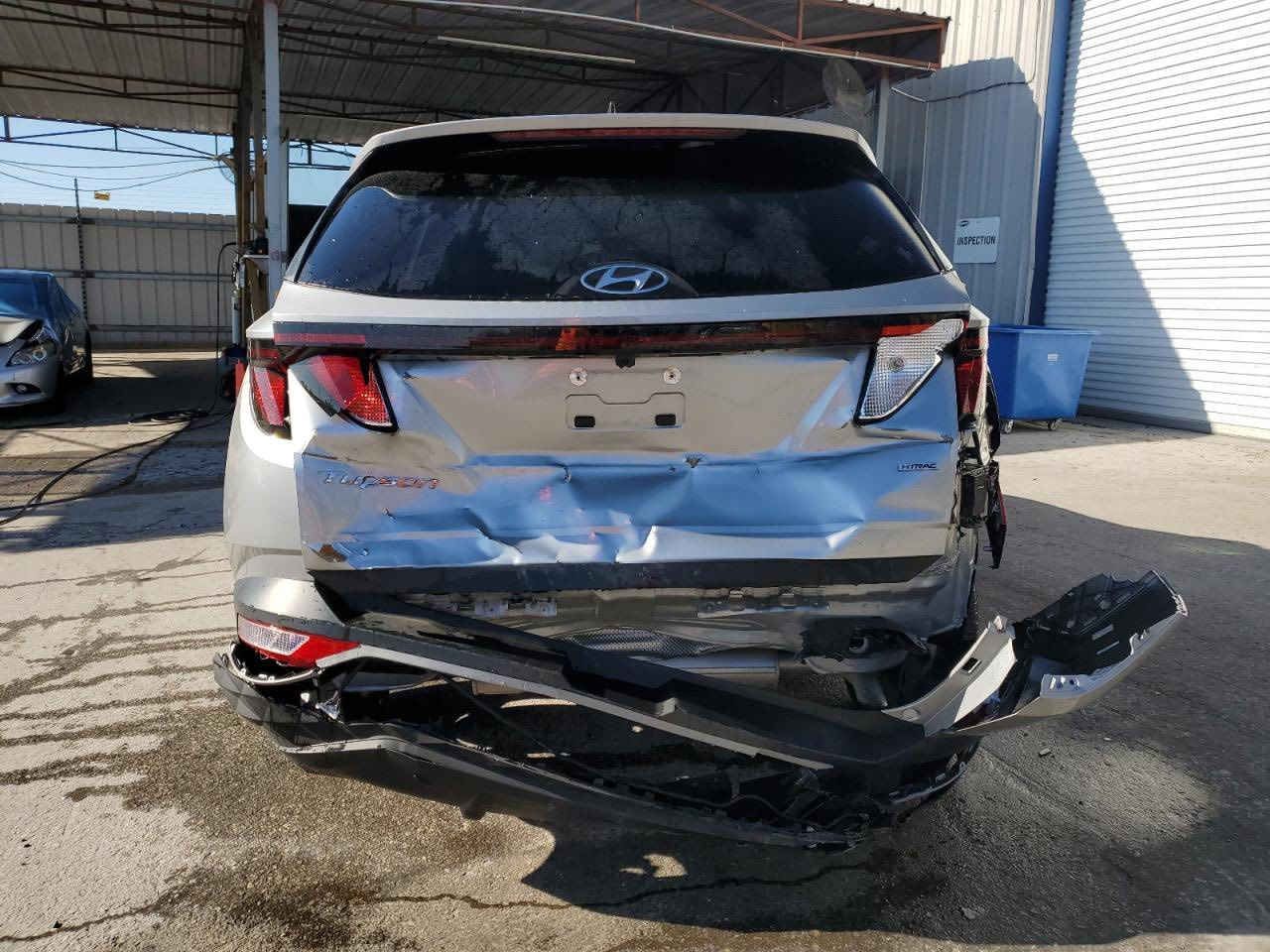 السلام عليكم
- توسان2024(( بيع فقط ))

- مواصفات sel فول عدا الفتحه

- حادثها خلفي بسيط  موضح بصور 

- ماشية 38 ميل 

- سيارة جديده بمعنى الكلمة

- مامرقم فحص موقت

- سعرها 185 وبيها مجال 

***********
