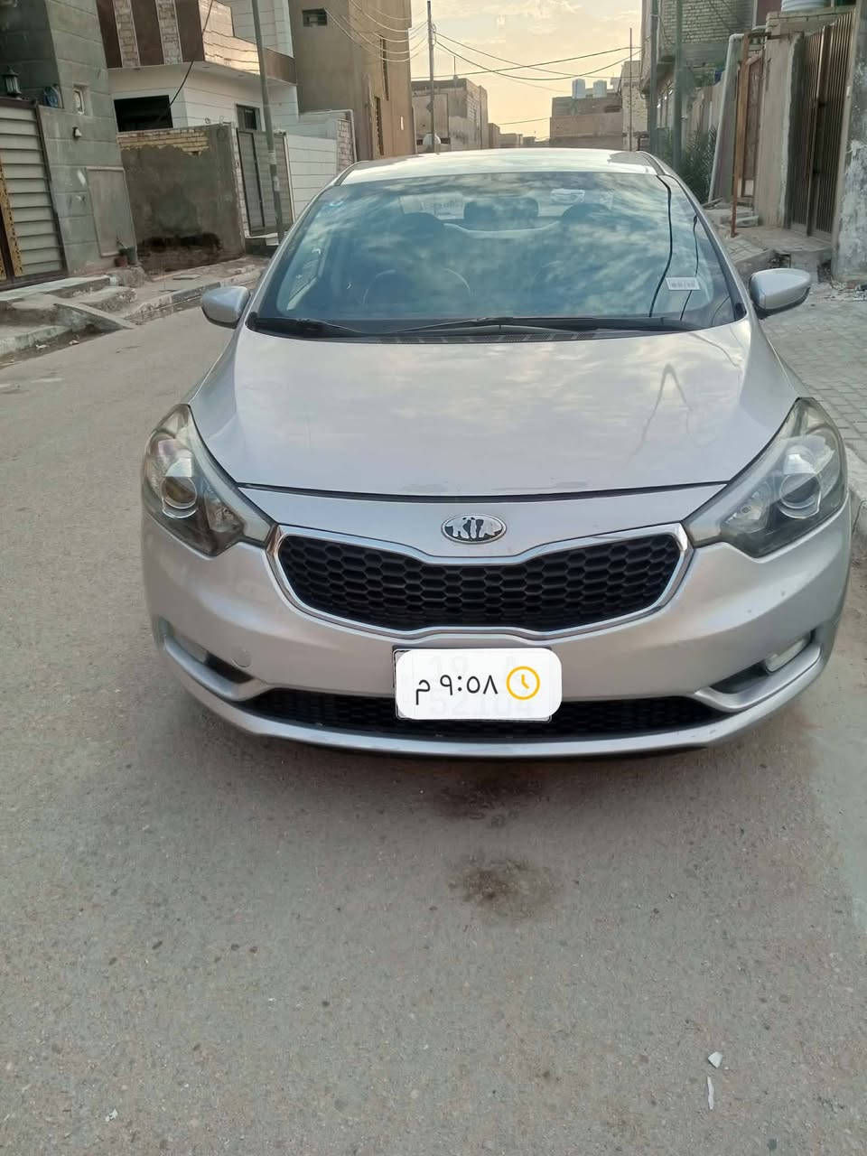 سلام عليكم سيراتو للبيع 2015 شركه العام  مكفوله من الفتح وتبديل والصبغ  فقط بارد بسيط ماشيه 115 سياره  جديده كلش جاهزه من جميع نواحي رقم كربلاء بسمي  سنويه جديده سعره 127 وبيه مجال بسيط ال شراي مكان سماوه اي استفسار اتصال *********** مكان سماوه
