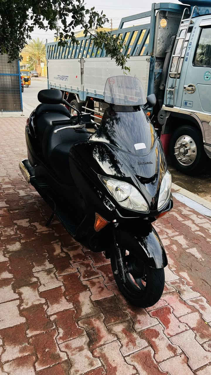 0/8 للبيع جديده شرط نضافه 100/100 مكينه كلجات كفاله 6 كبر 3 تحويلات لون اسود ملكي👑 مكان بغداد الحسينيه الشراي يتصل *********** سعر مليون و250
