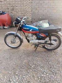 دراجه للبيع 07865818561