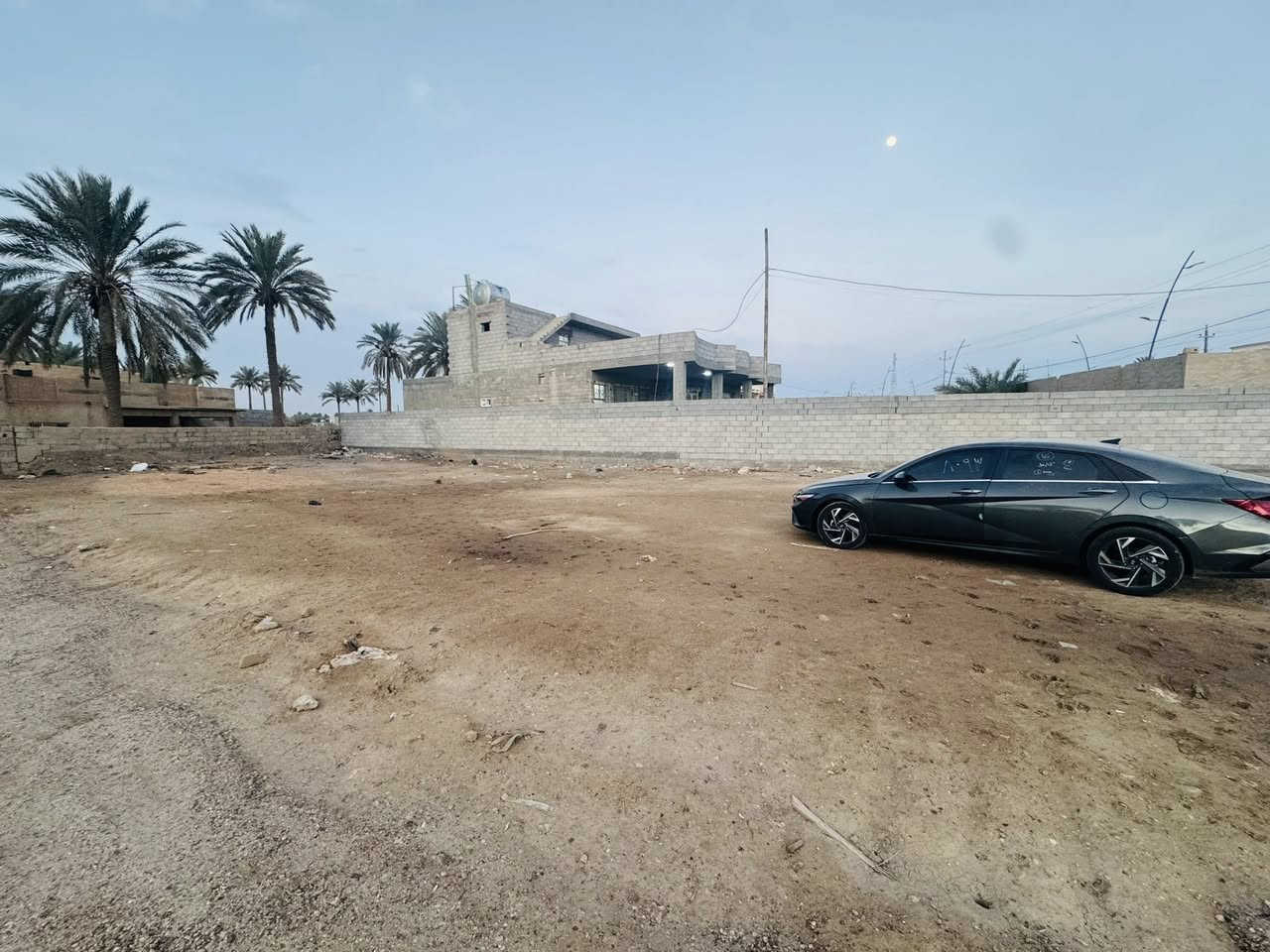 قطعة ارض للبيع وبسعر مناسب خلف تجاري 

الرمادي الصوفيه قرب جامع المتقين 

#المساحه 400 متر تباع نصفين 

#منطقة سكنية

طابو زراعي سند 25

#سعر المتر 170 وقابل للتفاوض 

للاستفسار***********📱
