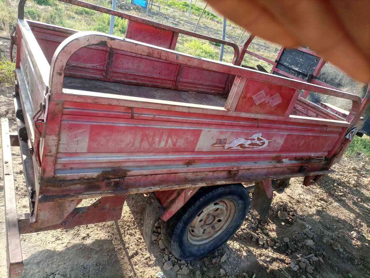 البيع Amtyar نضيفه كرهبايات شغاله اضويه محرك بيه 2020جديد السعر 750وبيه مجال المكان بابل جبله ***********
