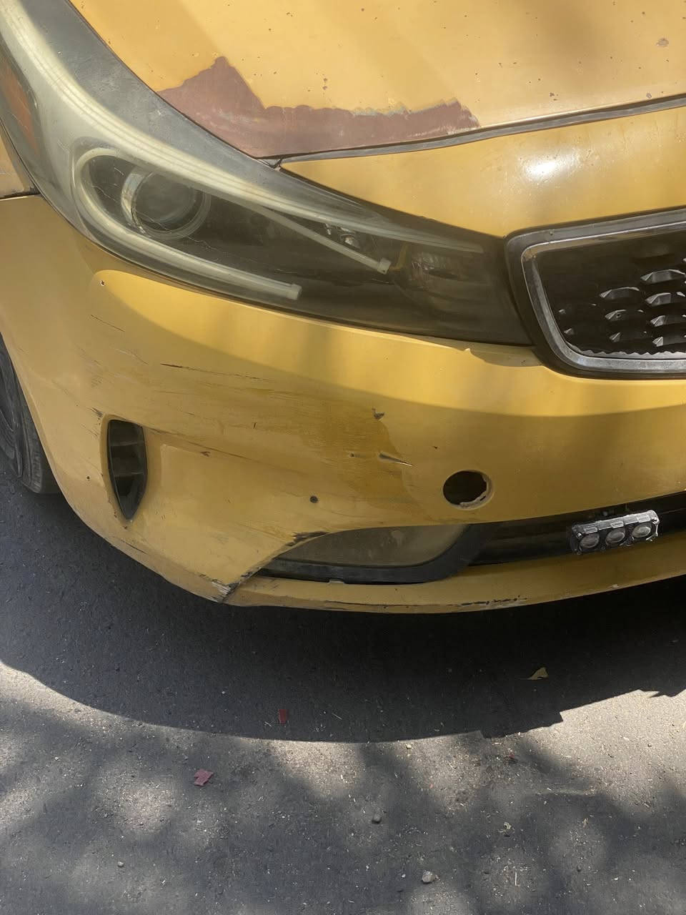 للبيع زوجين مازدات فورتي ١٨قيم وأخذ للاتصال على الرقم ***********
