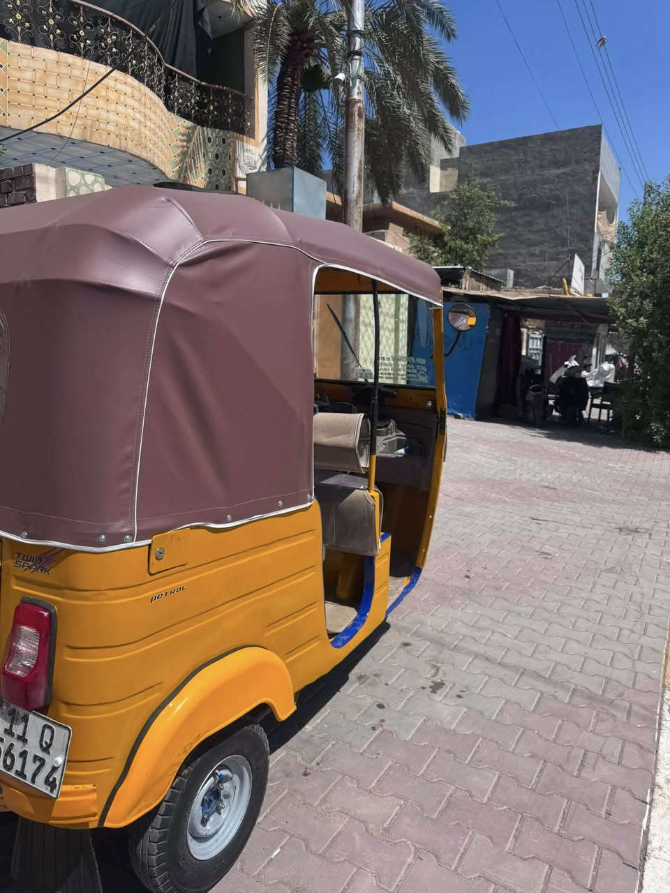 التفاصيل بلفيديو شوفه يلا تتصل 
تكتك 2020 لوحات نكليزي تحويل ثاني يوم تكتك كاملة مكملة من اي نقصتاخذها كبل للشارع الكشر مصبوغ عام والمكينة مكفولة تنقص تبخير مكاني ديالى بعقوبة شارع جرف الملح شراي اتصل *********** السعر 6100 وبيها مجال
