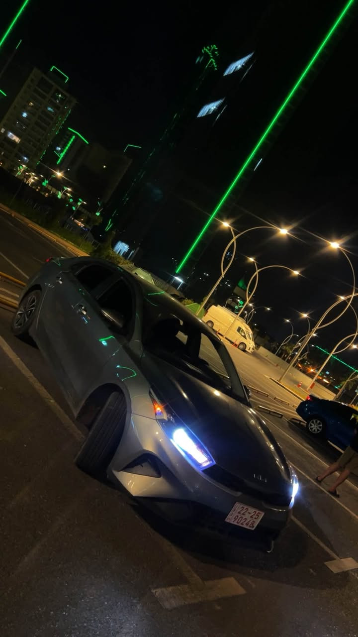 النوع: KIA FORTE
الفئة: نص فول 
الموديل:2023
محركك:V4
نوع الوقود:بانزين 
الرقم: اربيل جديد  
مسافه مقطوعه:14000 M
مكان. السيارة موصل
السعر :140وبيها مجال 
للتواصل :***********واتساب

