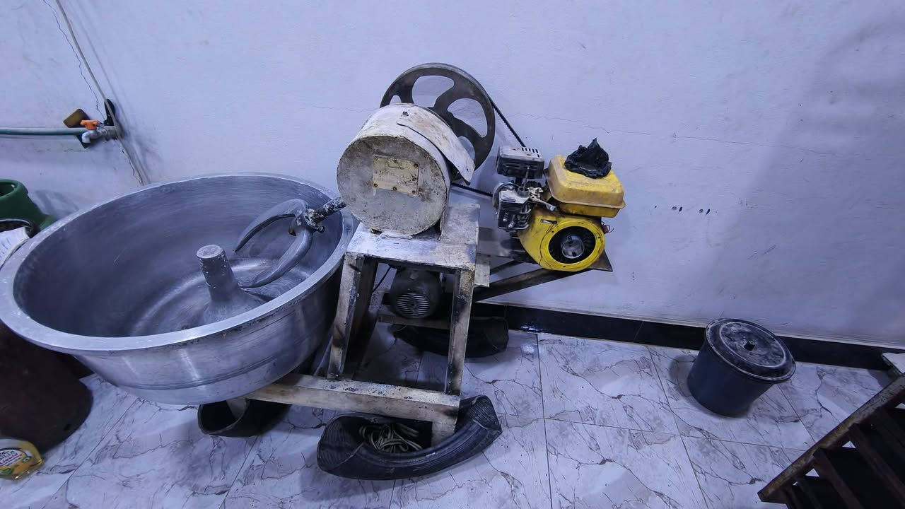 فرن صمون كهربائي للبيع.  السعر 5 ونص
#المكان القائم


**إذا كنت صاحب هذا الإعلان وتريد حذفه لأي سبب، رجاءا أرسل رسالة إلى الدعم الفني**