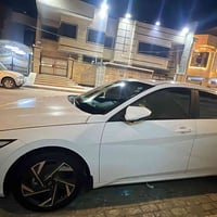 2024 ماشيه 67 كفاله خليجي محرك 2000 ب 190 وبيها مجال  07838121183
