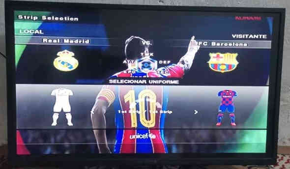 بلي 2 لون ابيض نظافة 90٪ كامل ملحقات جوستك عدد 2 وحدة واير + وحدة بلوتوث وفلاش 16 گيگا وميموري وAV الشاشة السعر( 40 ) الف عنواني ميسان ابو رمانه *********** عمارة
