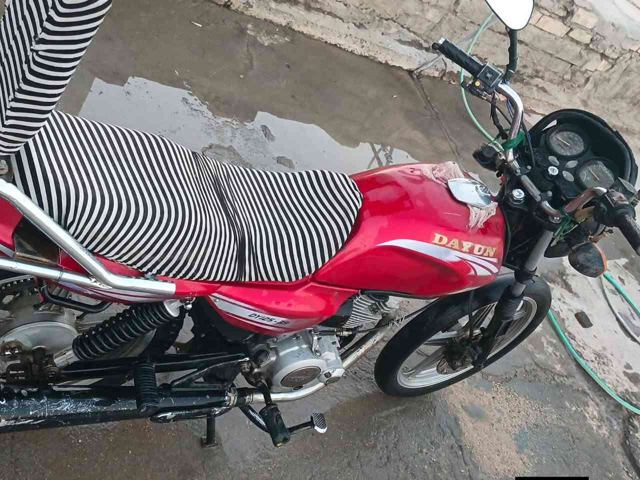 دراجه دايوان عضم اللبيع ادوات ٥٠٠ وبيها مجال
*********** ناصريه سيد دخيل
