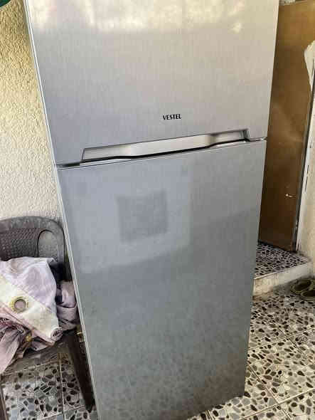 لبيع 
ثلاجه 
وغساله 
 رقم الهاتف ***********
