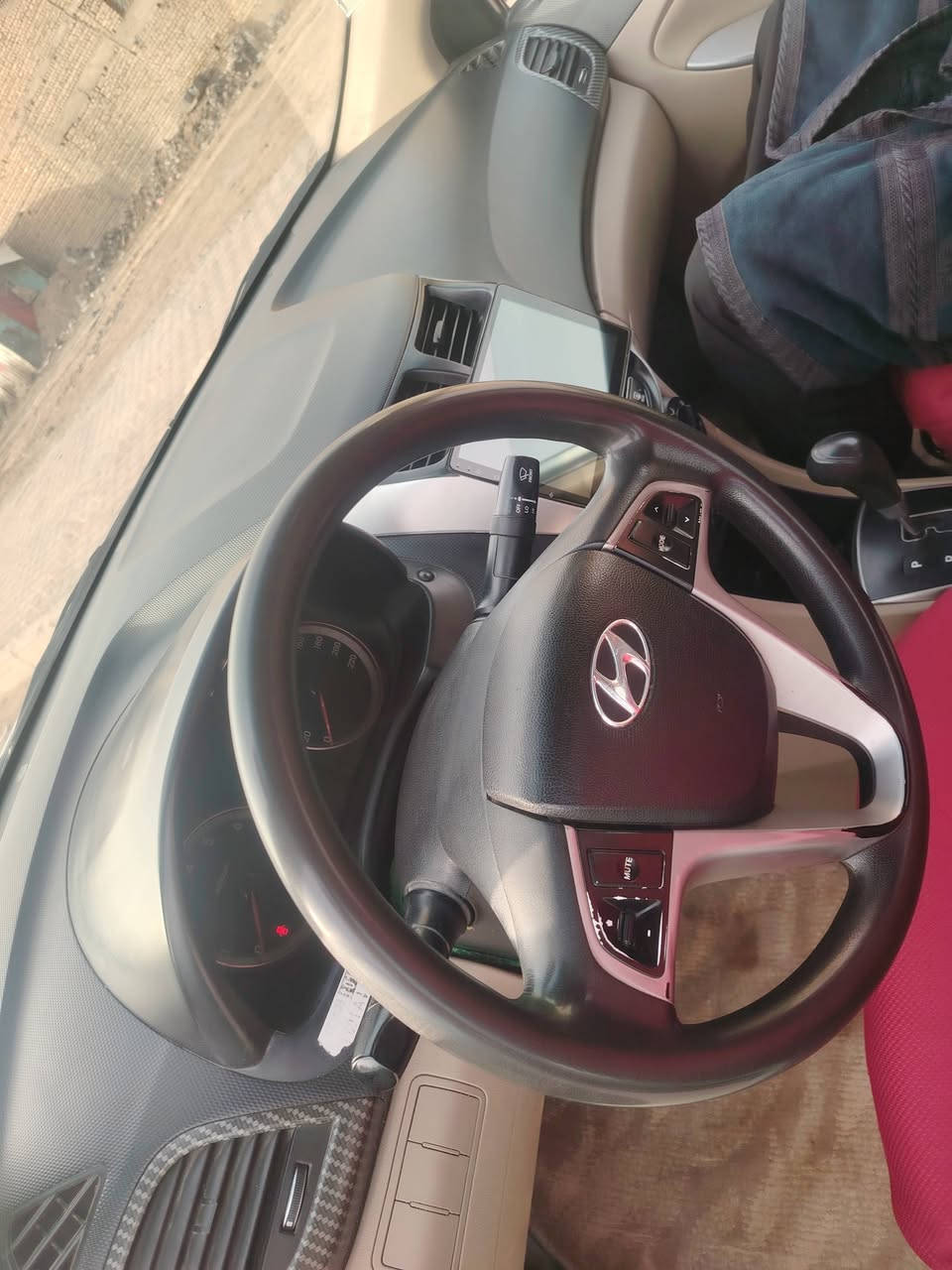 كسنت موديل 16 كفاله عامه  مكان سياره الكحلاء ***********.  السعر ١٥ بها مجال شرار
