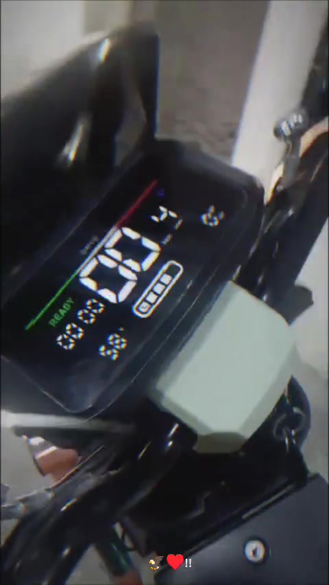السلام عليكم 
دراجه اكس 900دراجه بعده بوضع شركه مثل ماشوف وتجي هنا وتفحص 5بطاريات 32امبير ملف حجم 2000 وين مايعجبك تفحص تفحص صار 3اشهر من طلعته مكاني ابوغريب شيحه
سعر500وبي مجال 
***********
