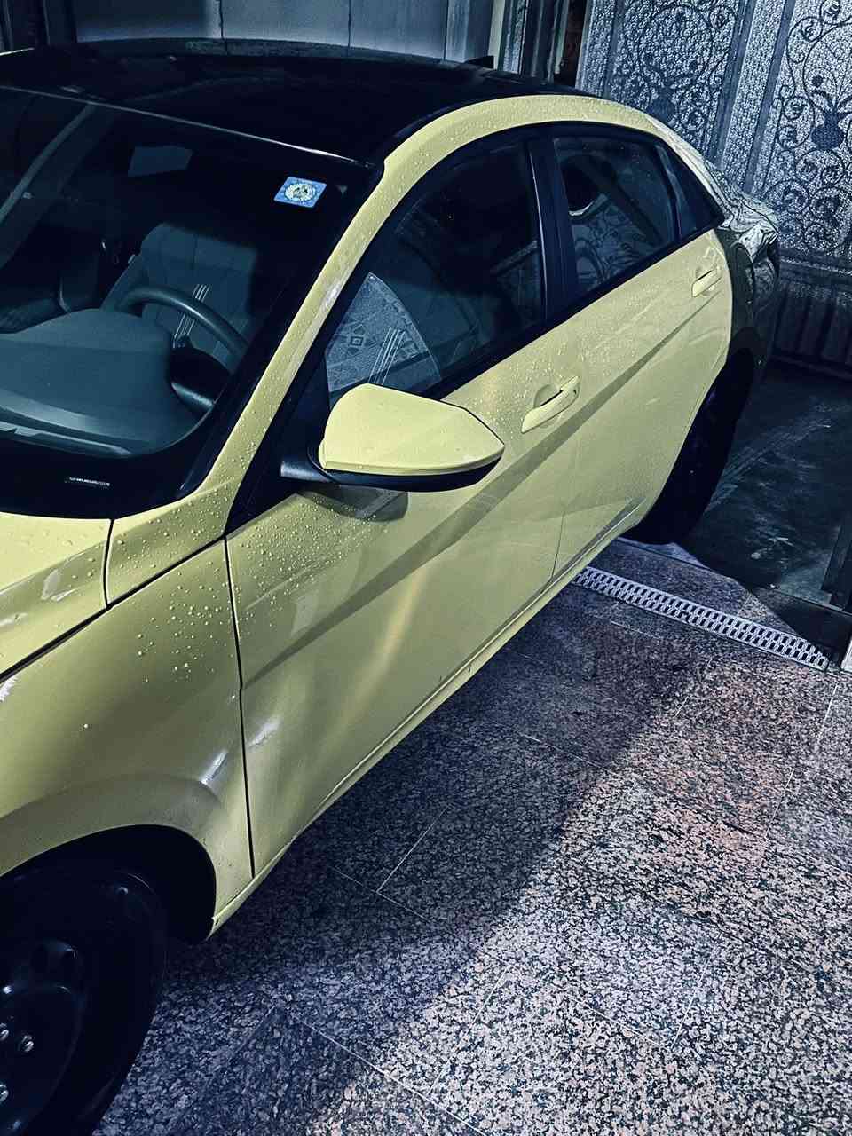 السلام عليكم للبيع النترا موديل 24
اصفر ليموني
رقم بغداد خصوصي 
مواصفات 
بصمة مع تشغيل ع بعد
رادارات امامي وجابني وتحديد مسار 
ماشية 26 الف كيلو 
بيها تبديل بنيد وجاملغ. 
مع تعديل بالقمارة 
لغد شواصي مكفولة
بدون اي دواخل. 
كير مكينة تبريد مكفولات 
السيارة جاهزة بدون اي نقص 
السعر. 128 بيها مجال بسيط
للاستفسار الاتصال ع. الرقم 0770885693


**إذا كنت صاحب هذا الإعلان وتريد حذفه لأي سبب، رجاءا أرسل رسالة إلى الدعم الفني**