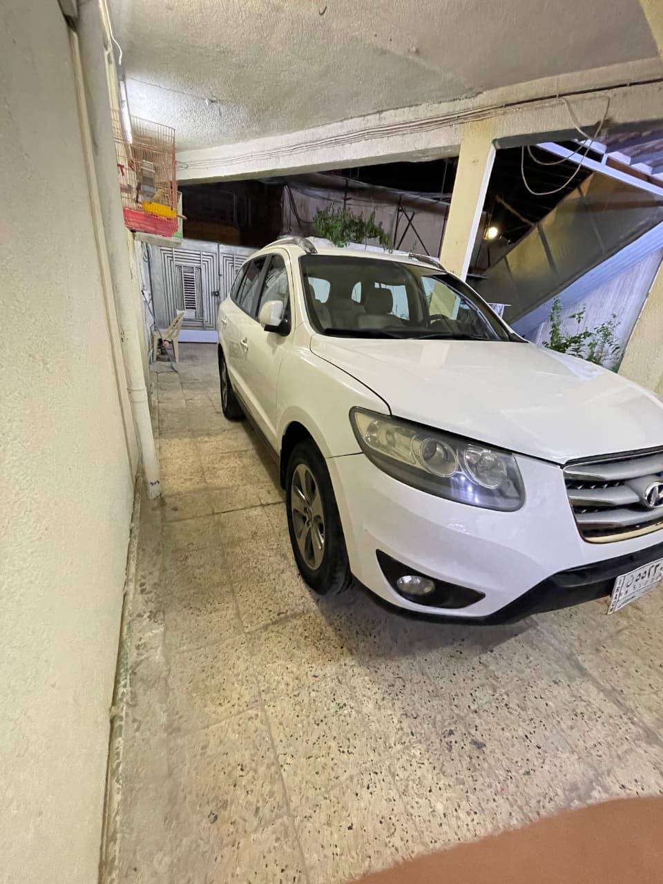 سنتافي فول 1/1 فول مواصفات خليجي موديل 2012 خليجي 6 سلندر محرك 3500 بغداد بيه فقط ربع بنيد مثل ماوضح بالصوره👇👇👇 مكاني نجف حي الامير كل بلادي ***********
