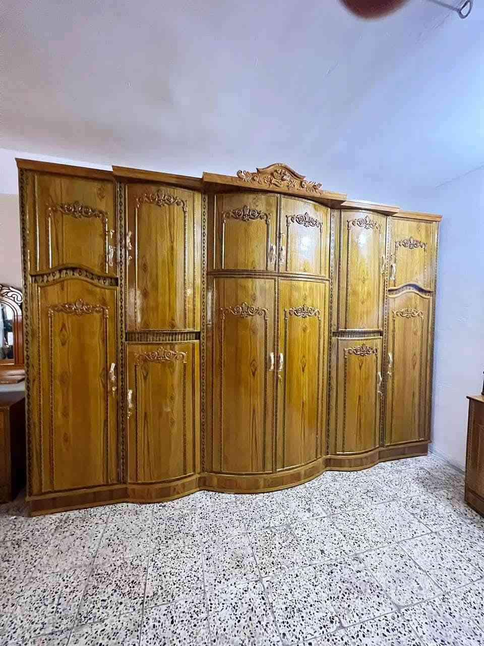 @إشارة معمل نجارة ودوشمة بيت العمر. لعمل التخم والديوان والجلسات العربية وغرف النوم
العنوان: الرمادي الجزيرة. شارع الجرايشي. قرب مطعم كباب الفلوجه
هاتف/ ***********
