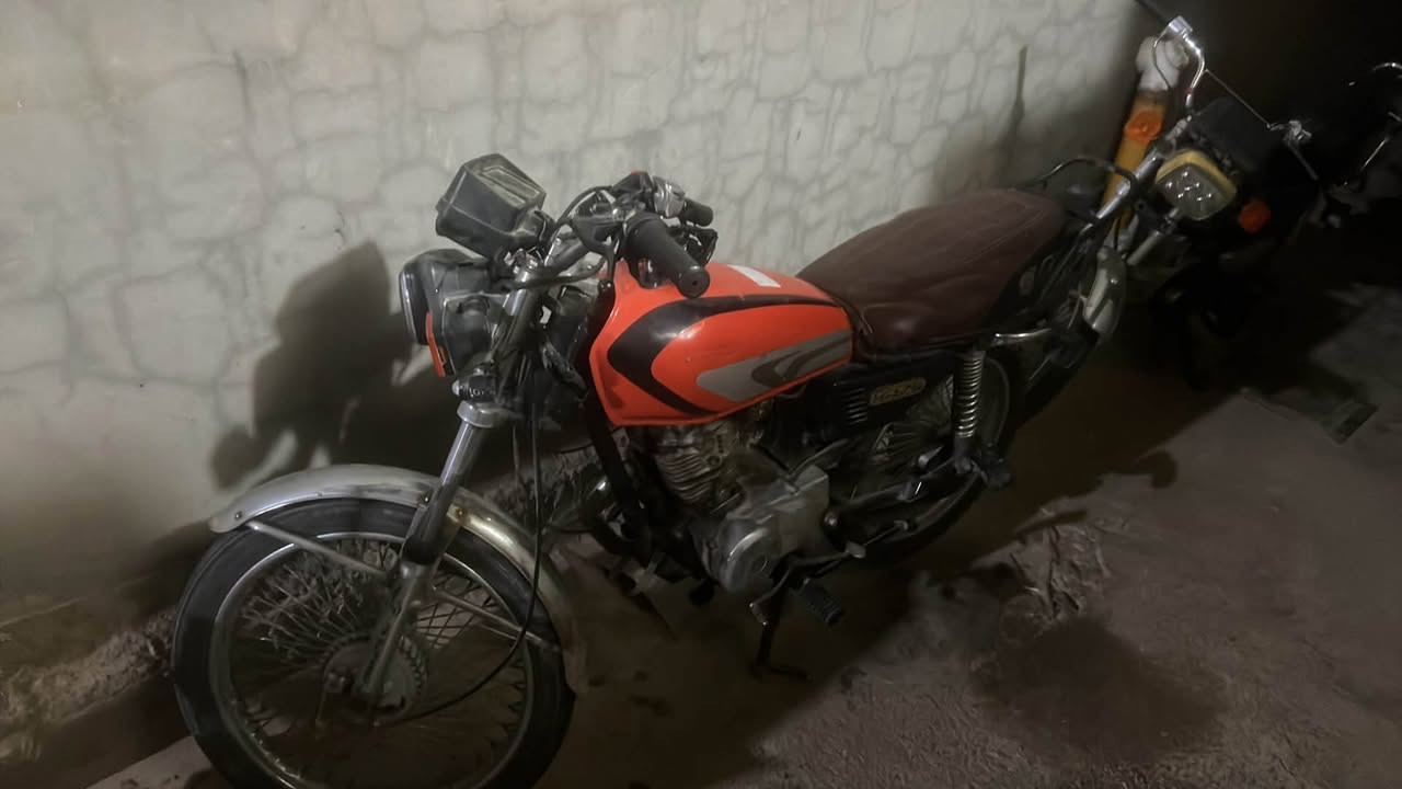 ماطور للبيع200وبي مجال***********
