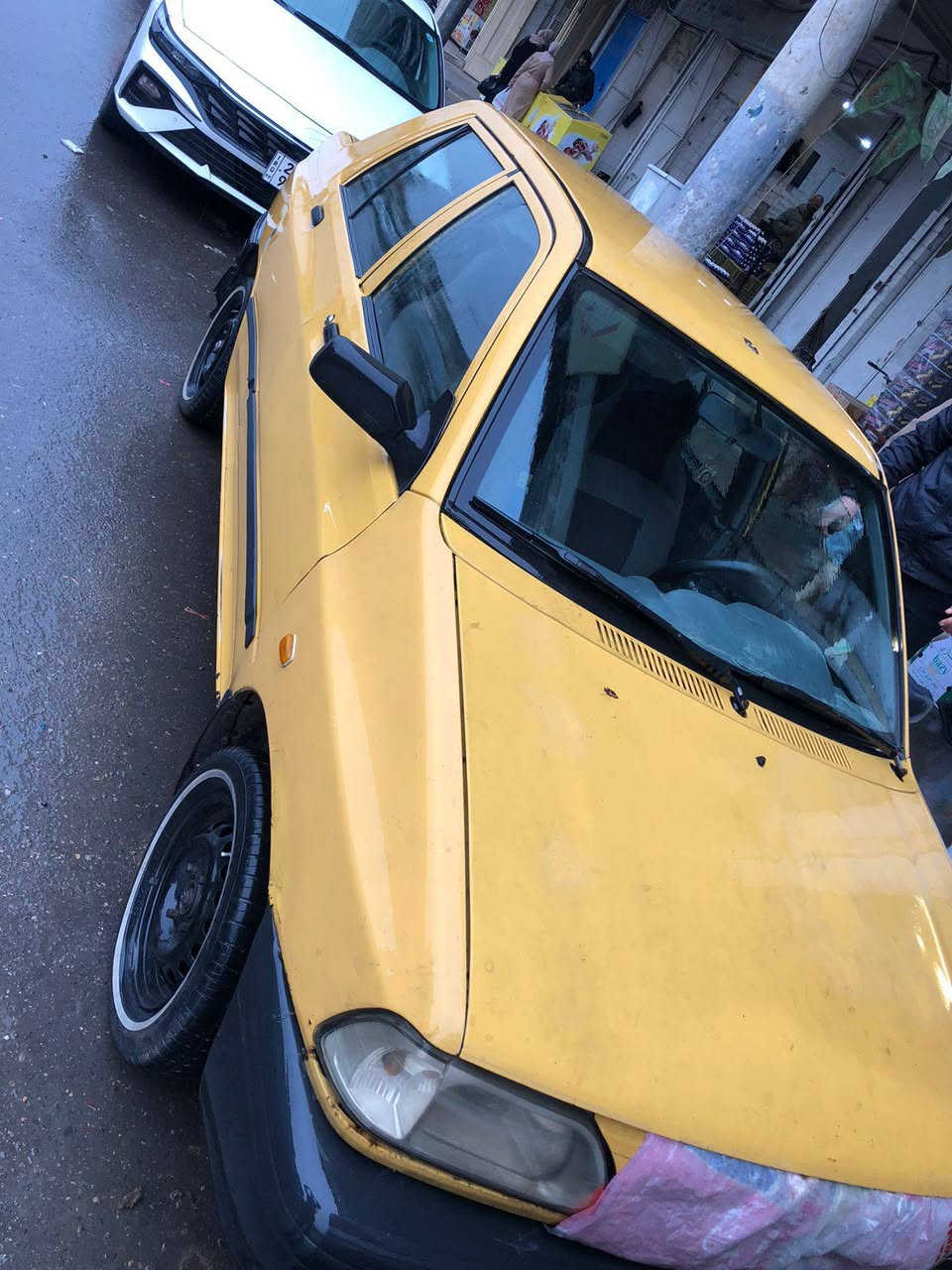 السلام عليكم سايبه 2015 هيئه غرامات مصفره كابون بانزين متوقف بس الطخه بل باب الخلفي تحويل او وكاله السعر 37هذا رقمي ***********
