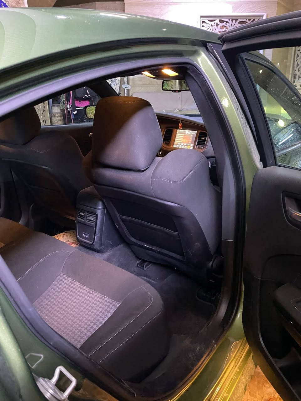 جارجر GT 2023
لو زيتوني مميز 
كشن كهرباء 
حساسات 
شاشة جبيرة 
ماشية 40 ميل 
رقم اربيل بسمي هزة جديدة تحويل ثاني يوم او وكالة 
سونر مرفوق 
موقع السيارة بغداد الكرادة شارع ٤٢ 

***********
