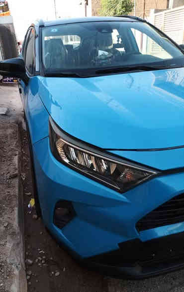 راف فور 21 هاريبرد وارد امريكي محرك 2500 ماشيه 47 الف كيلو متر حادثها بامريكا جاملغ وبنيت مبدلات اصليات وبيه حادث بالعراق صبغ بس مكان الحادث  موضح بالصور بدون دواخل رقمها بغداد باسمي موجوده بغداد مواصفاتها
فول مواصفات وبدون فتحه مغلفها فابلون اسود مو صبغ للجمايه بامكانك رفعها بالحراره السعر 175 اذا امراوس محتاج فرق اخوان رجاء الي مايعجبه الكلام بدون تعليق تحياتي للجميع ت ***********
