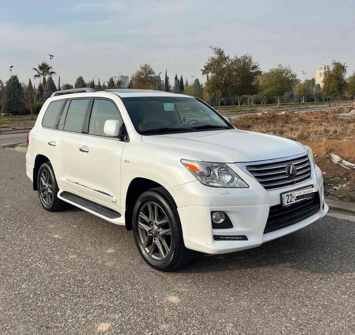 لێگزز LX 570 مۆدیل 2011 بڕێمی 
دەعامی بۆ دەعامی بەشەرت 
بێ بۆیاخ بێ سارد بێ شوخت 
ناو بێجی 
142 هەزار کیلۆمەتر حەقیقی ڕۆیشتووە 
برێمی ئەسلی 
مەکینەی 5.7 V8
بەسمەیە 
دژە خلیسک 
شەغال 
کەشن جلد و هیتەر 
کامێرا 
سەلاجە 
لایت زینۆن 
سڵایت 
دەرگای دواوەی جەگ
ڕادار پێش 
لەسەر دەقی شەریکە ماوەتەوە 
بەناو خۆمەوەیە سەنەوی نوێیە 
تحویل و غەرامە بەشەرت 
هیچ مەسرەفێکی تێدانیە 
کامل سێرڤسی بۆ کراوە 
چوار تایەی نوێی لەژێرە 

سـعـر : لە کۆمێنت داوابکە ڕاستەوخۆ بۆت دێت 📥 

گێر و مەکیەنەی بەشەرت 
هیچ کێشەیەکی تێدا نییە 

ژمارەی خاوەنەکەی 
***********
