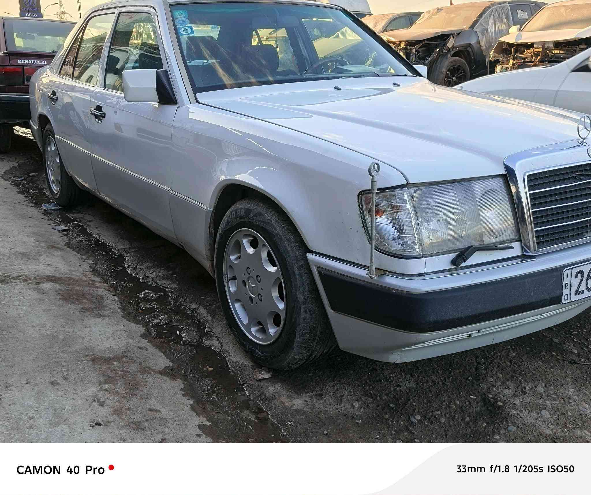 دب 300 موديل 91 بدون صبغ مكينه عنكبوت كهربائيات كلها شغاله بسمي 65 وبي مجال مكان الموصل *********** واتساب مفتوح الخط مقفل
