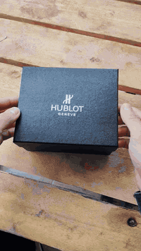 كلشي موضح كدامكم قطعه كلش قويه وزنها ١٧٤ غرام

للحجز والاستفسار التواصل دايركت او واتساب *********** او ***********
