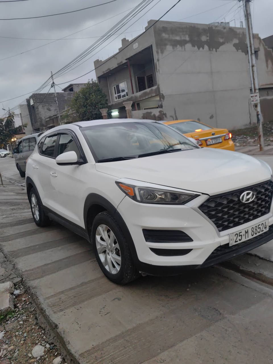 سلام عليكم عندي توكسانة 2019للبيع سنويه جديد باركود بنزين سياره جديده للتفاصيل اتصل عله هاذا الرقم ***********
