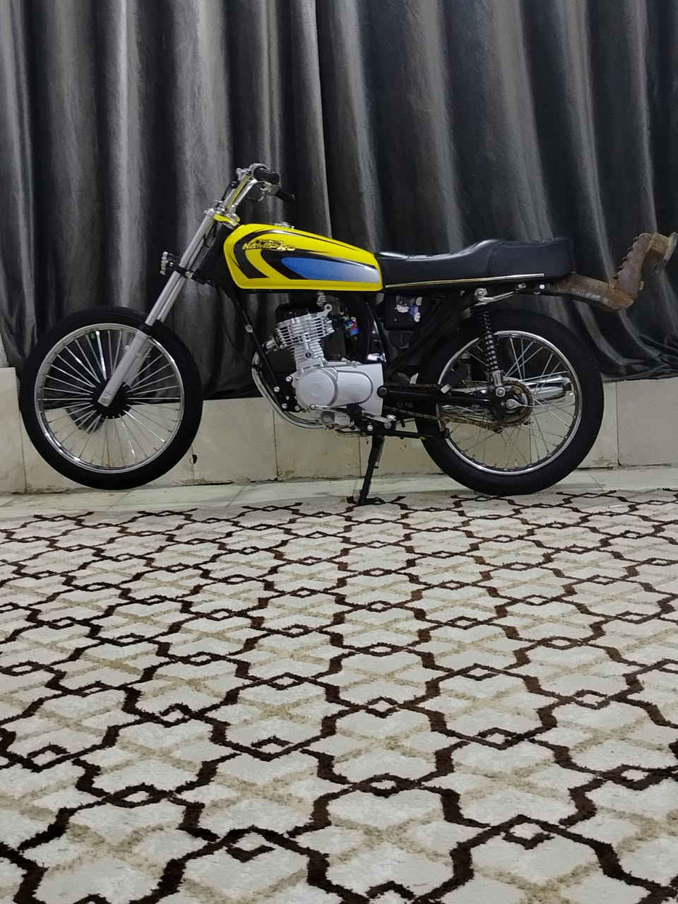 ‏‪0780 077 0381‬‏
اوراق قفله950 مكاني غراف
