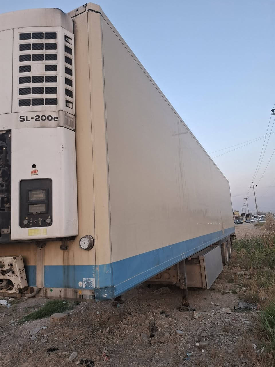 براد للبيع كرونا جهاز sl200e السعر 90 ورقه مجال قليل ..***********
