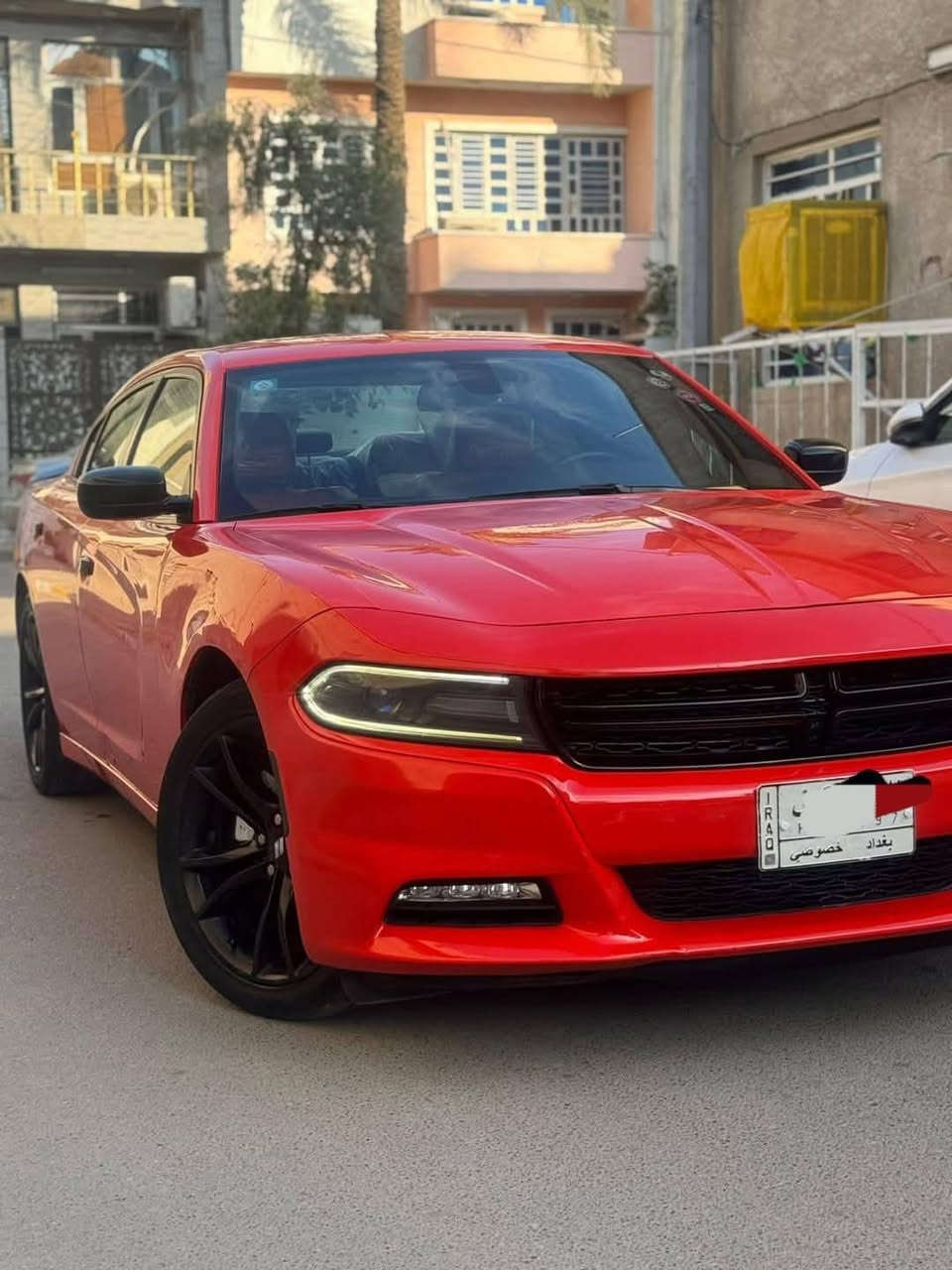 جارجر   2018 اصل
لون مميز برتقالي   
وارد امريكي
 (مرقم بغداد) باسمي 
 
صور الحادث بالمنشور  بدون تبديل
   بدون دواخل  … بدون ايرباك…
فقط الجاملغ الأيمن بارد 
بدنه بلادي دواخل كله بلادي لايتات بلادي
المواصفات :
* حساسات خلفيه 
* شاشه كبيرة مع نظام ملاحة
* ويل قياس 20  
* مقعد أمامية كهربائية 
* تشغيل عن بعد 
* محدد سرعة
بلوتوث . 
* كاميرا خلفية .
* كشنات تدفئه 
* دخول ذكي بصمة
* بدون صبغ 
* ⁠استفسار ***********
بابل الإسكندرية
