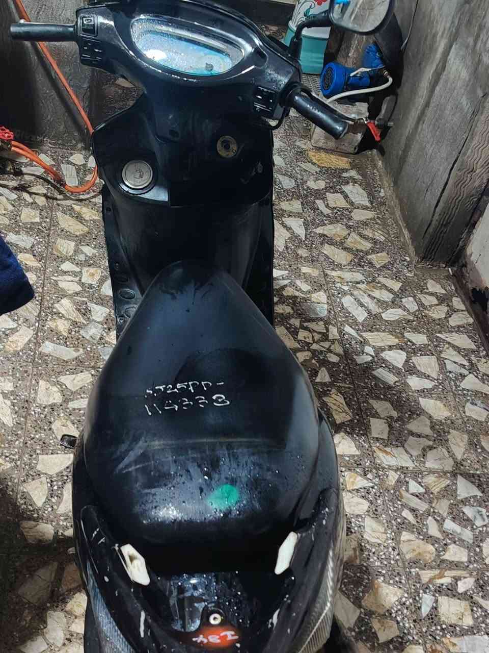 دراجة كامكو  v2🚴
موديل 2017
حاوية طالعة بشهر  2025/11/2
دراجة شلعة وتخبل 
سعرها 700☄️وبيها مجال بسيط
الموقع ♨️نجف
 ***********
