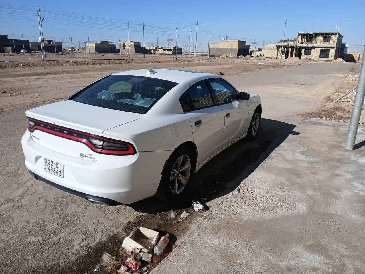 السلام عليكم جارجر للبيع أربيل موديل ٢٠١٥ نص الجاملغ الأمامي الأيسر صبغ مع تقسيم البنيد وسعر ١٩٥ رقم الهاتف ***********
