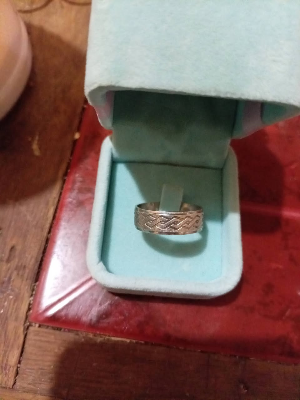 حلقه خطوبه رجاليه فضه عيار925
سعر50

***********

