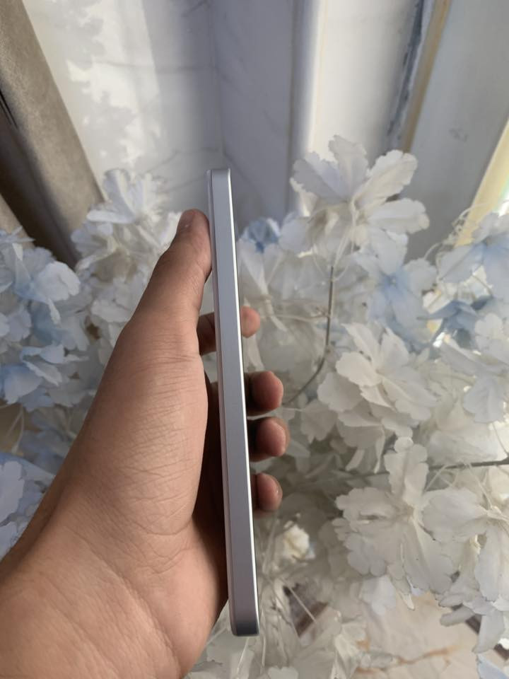 للبيع تكنو بوفا 7 الترا 5g ذاكره 256 عشوائيه 16 جهاز عملاق كامل ملحقات بوبجي 120 فريم فول كامرات 4k تخبل كامل ملحقات الجهاز جديد صارله سبوع مفتوح من الكارتون شخط واحد ما بي شاحن 70 واط والسعر 385 وبي مجال قليل حك جيه للعلم جديد ركز ما مستخدم بس اسبوع ورقم ***********واتساب
