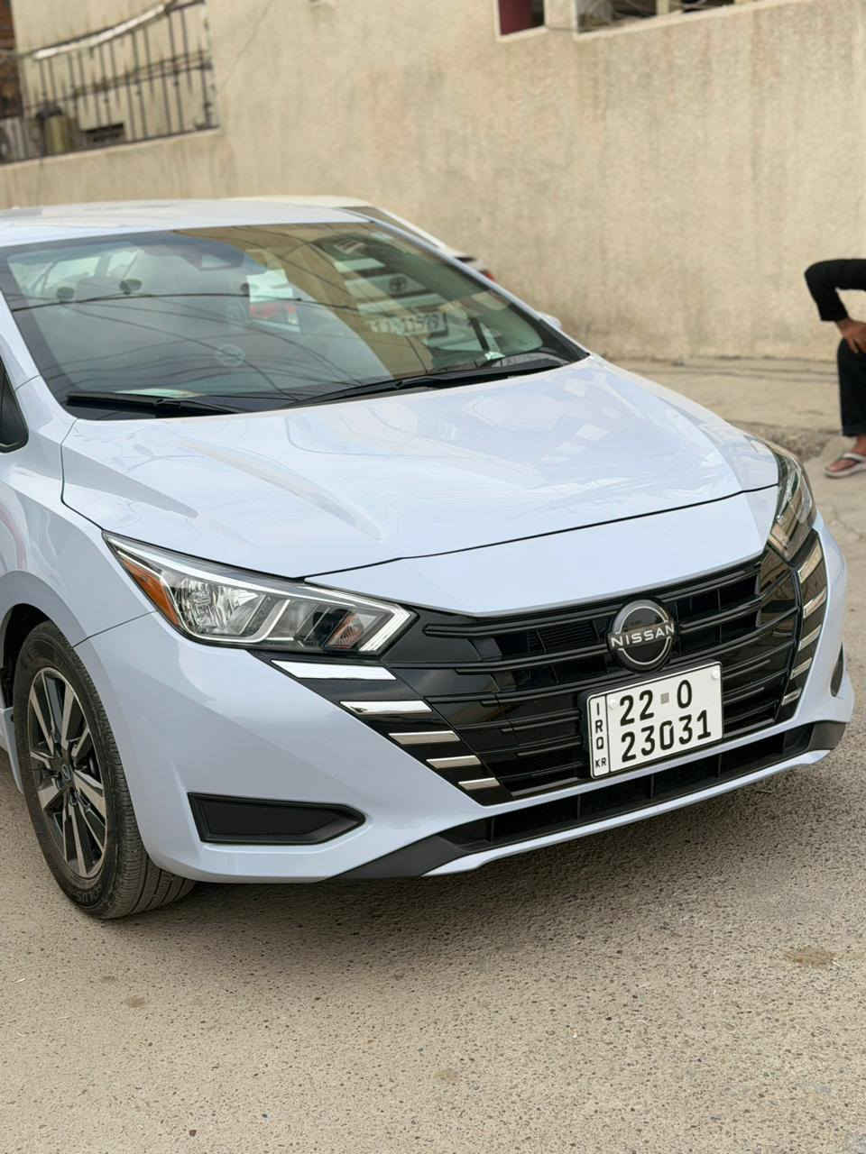 السلام عليكم
نيسان فيرسا 2024 
سيارة كفالة عامة حادثها ربع جاملغ خلفي بارد بدون قطرة صبغ
سيارة مواصفات فول بدون فتحه 
مكينة 1600 
السيارة مدوشمة دوشمة عامة على اخر حباية 
رقمها اربيل باسمي 
سعر السيارة 147 وبيها مجال قليل للشراي 
مكان السيارة بغداد مجمع بسماية 
***********
