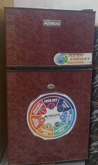 شاشة صغيرة • ثلاجة صغيرة • كنتور