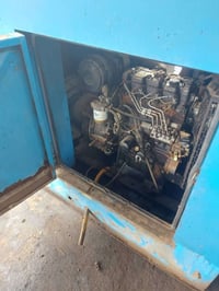 للبيع مولد بيركنز بزون محرك مفتوح لسعر ٢٣ تصال ٠٧٨٢٤٩٥٣٦٩٠