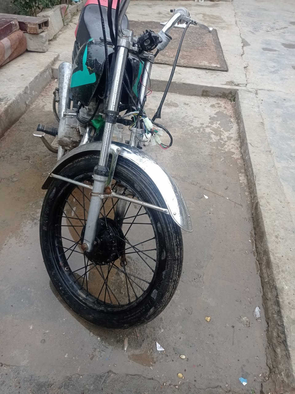 ***********للبيع مكانها بابل كلك300
