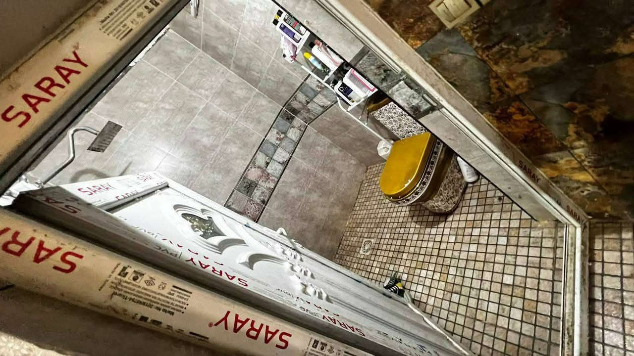 خلف كوفي علي الكردي المساحه 190.50 طابقين   ام الخيل الاولىى

حديقة

استقبال  عدد  1

وصاله عدد  2

غرف عدد 3

صحيات داخليه وخارجيه وفوق عدد 3

البيت ترميم جديد ماء ومجاري وسيراميك حديث

الاستفسار  ***********

***********

او مراجعة مكتبنا الكائن  الجزائر شارع المطاعم قرب صيدلية عالم الدواء اذا ارت بيع عقار او شراء او بناء او ترميم ما عليك فقط مراسلتن

المطور العقاري
