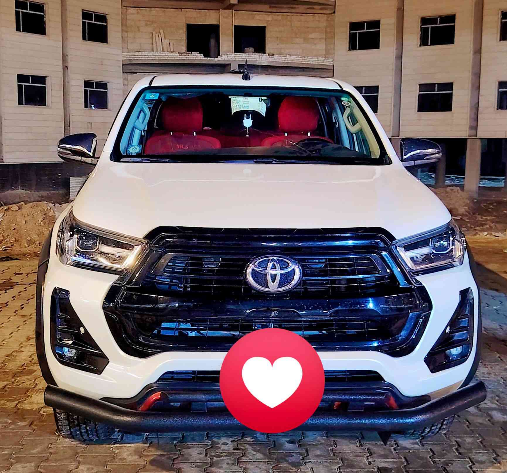 تيوتا هايلوكس 2023 مكفوله بسمي رقم واسط
فول موصفات ماشيه 103

***********
***********
السعر 355 وبيه مجال
