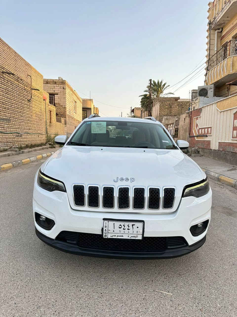 سلام عليكم ورحمه الله جيب شيروكي  بزون استخدام شخصي ماشي 60الف         2019 رقم بصره تحويل مباشر وارد امريكي حادث خفيف صبغ طرف بنيد وجاملغ بدون تبديل كلشي عل بلاد بدنه راديترات فانات تبريد  باقي كفاله عامه صور حادث مرفقه بل نشر مواصفات كلش حلوه شاشه كامره دواخل عسلي بلاد لايت لد زنون بك لايت لد محرك 2400المرغوب مكفول باقي مواصفات معروفه بل جيب سياره جاهزه عل اخير مكاني ناصرية حي فداء سعر 119 بيه مجال لشراي ***********
