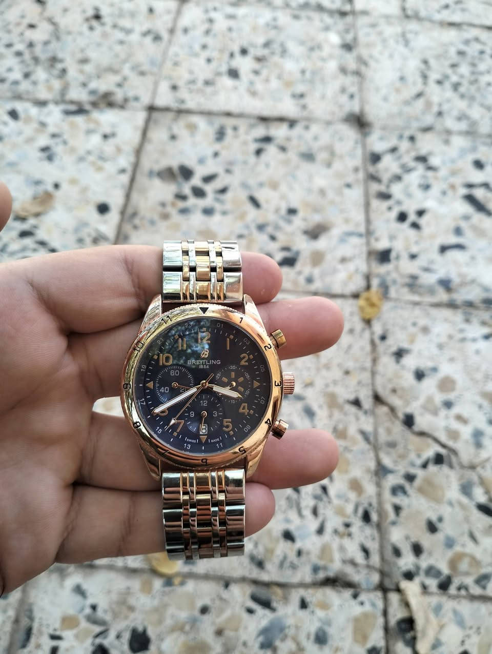 ساعة ارقام عربيه اميل لمنوس وزن ثقيل سعر 15 الف


**إذا كنت صاحب هذا الإعلان وتريد حذفه لأي سبب، رجاءا أرسل رسالة إلى الدعم الفني**
