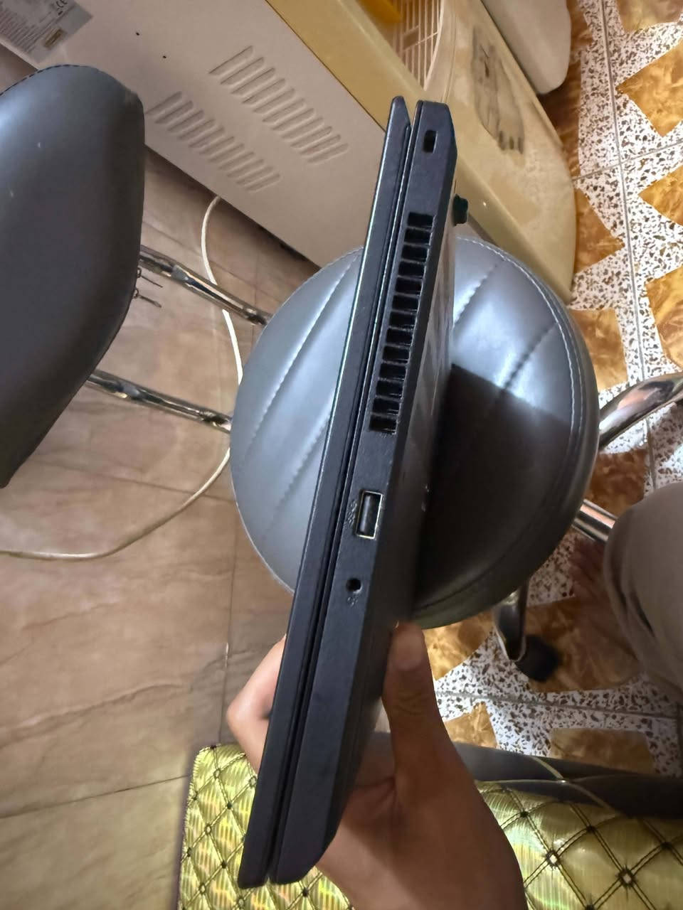 سلام عليكم
لابتوب لينوفو للبيع 
المواصفات مثل ما موضحه بالصوره 
شحن تايبسي 
معالج I5-8U 
كرت شاشه intel UHD graphics 620 4GB (share)
سعر 250 
بيها مجال 
للاستفسار خاص وهذا رقمي ***********
مكاني ديوانيه
